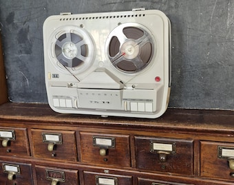 Vintage Grundig-cassettespeler, jaren 60, ideale winkel/bar-display, filmrekwisiet ziet er geweldig uit café/filmdisplay Freepost Verenigd Koninkrijk