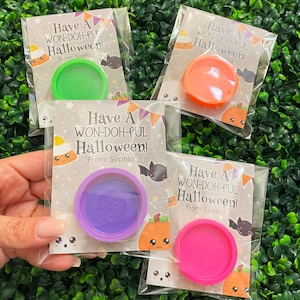Halloween Doh Card, Personalized Play Mold Doh Gift, Halloween Party Class Gift, Trick or Treat Gift, Kindergarten Preschool Classroom Gift