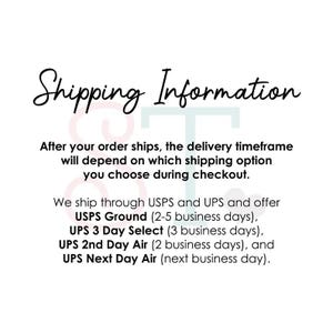 Op de afbeelding: Tekst op een witte achtergrond met de tekst "Verzendinformatie". Het legt uit dat de levertijd afhangt van de gekozen verzendoptie. Het vermeldt USPS Ground, UPS 3 Day Select, UPS 2nd Day Air en UPS Next Day Air.
