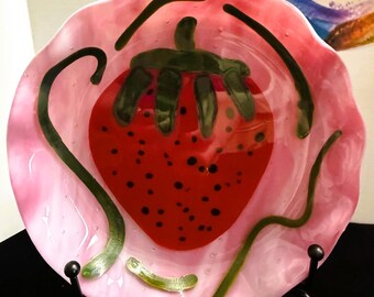 Handmade Fused Glass Strawberry Dessert Dish – Pink 6 Inch Food Safe Plate