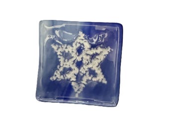 Fused Glass Snowflake Trinket Dish – Blue & White Winter Ring Dish – Handmade Christmas Gift