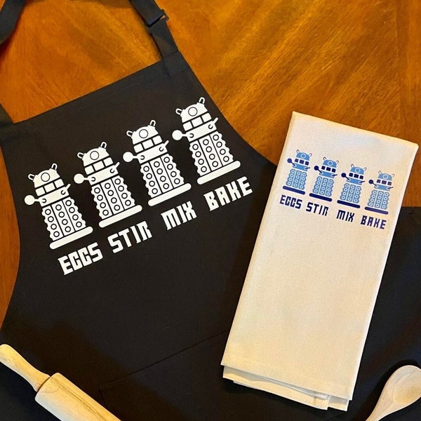 DR WHO Dalek kitchen gift set with apron and tea towel, birthday gift for boyfriend, fathers day gift for whovian, mothers day gift for mom