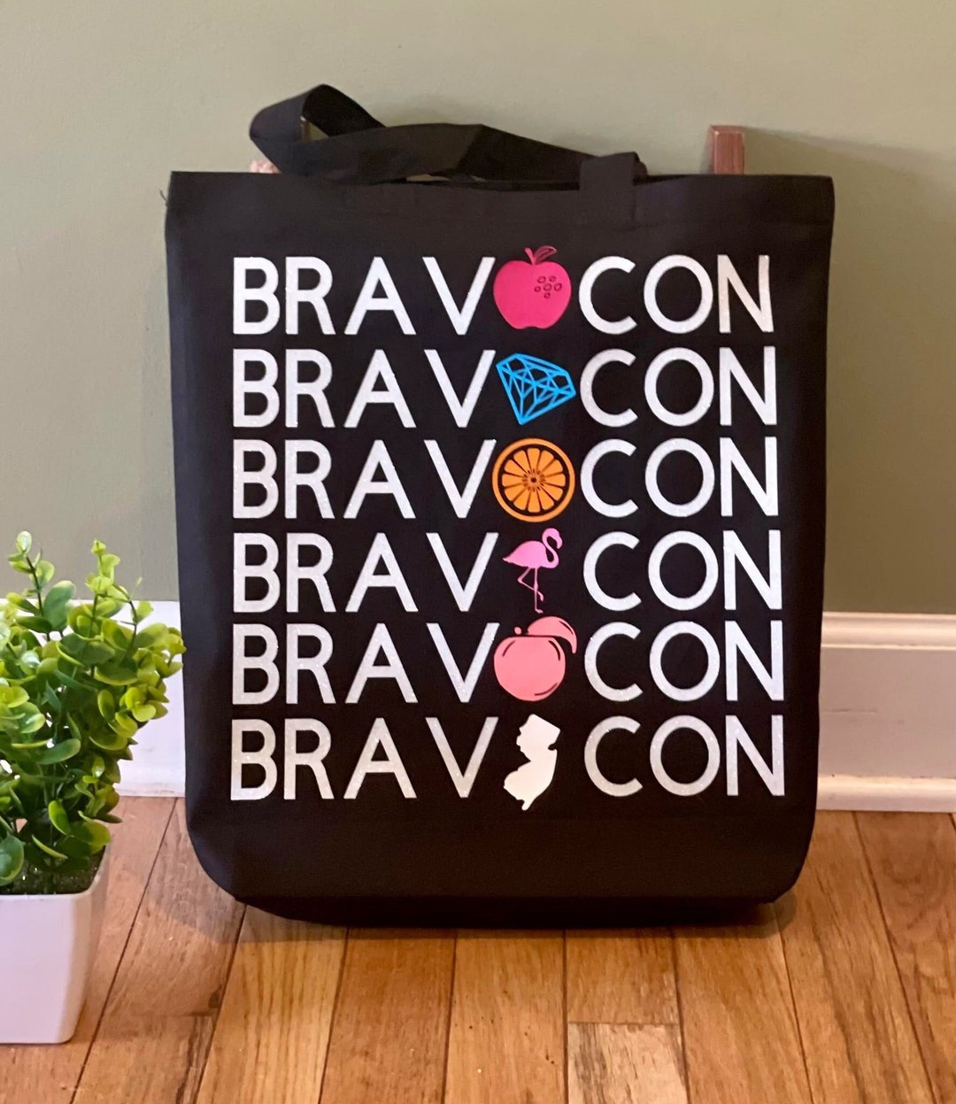 Bravocon 2023 Tote Bag for Women, Real Housewives of New Jersey Bravo