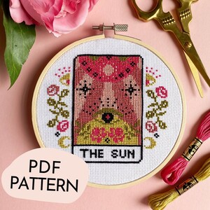 DIGITAAL PATROON The Sun tarotkaart moderne kruissteek - maan sterren bloemen hemels gotisch kruissteekpatroon - leer kruissteek