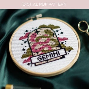 GEMINI PDF-PATROON Leeuw sterrenbeeld moderne kruissteek horoscoop sterren bloemen hemels gotisch pdf digitaal patroon beginnersvriendelijk