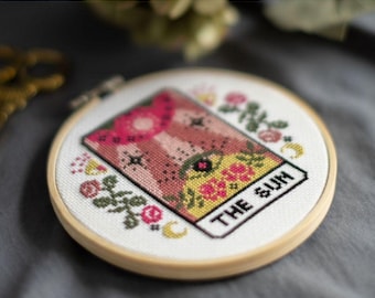 DIGITAL PATTERN The Sun Tarot Card Modern Cross Stitch - Moon Stars Floral Celestial Gothic Cross Stitch Pattern - Learn Cross Stitch