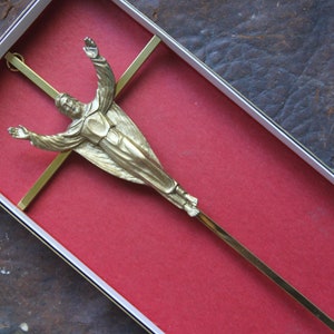 new Old Stock Vintage detailed Crucifix Brass Jesus, Gold Cross Wall Art, Mid Century Modern Crucifix, Christian Cross, IOB