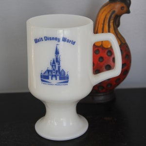 Vintage Disney World Mug, 1970s Vintage Disney Milk glass Mug, Vintage Disney World Cinderellas CastleMug