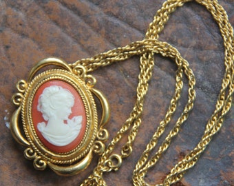 Pretty Vintage Max Factor Cameo Scent Compact, 2" Hinged Pendant 25" Chain, Victorian cameo necklace