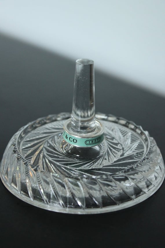 Vintage Spiral Glass Ring Holder, vintage Glass Ri