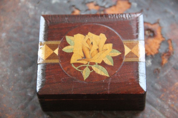 Stunning! Antique wood jewelry box, ROSE jewelry … - image 3