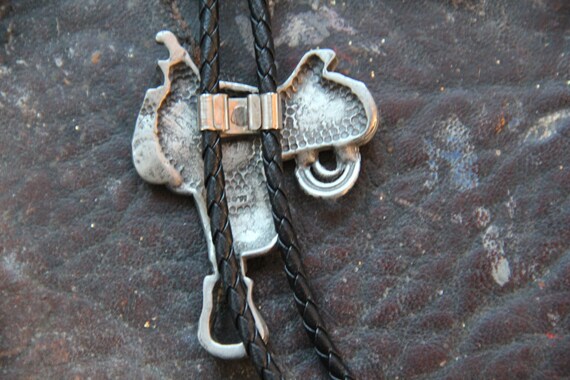 Neat! Vintage western saddle bolo tie, vintage ro… - image 7