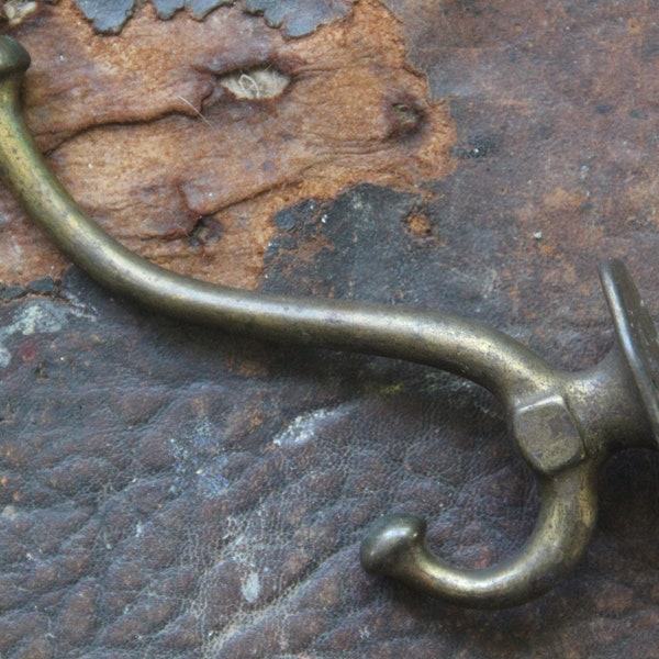 Real Vintage Brass wall double Hook, vintage wall hook, Vintage brass hook, vintage Coat Hook, vintage wall hook, brass robe hook