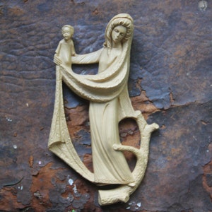 Mid Century Mary and baby Jesus wall plaque, Vintage Madonna and Jesus wall art, Vintage Christian artwork