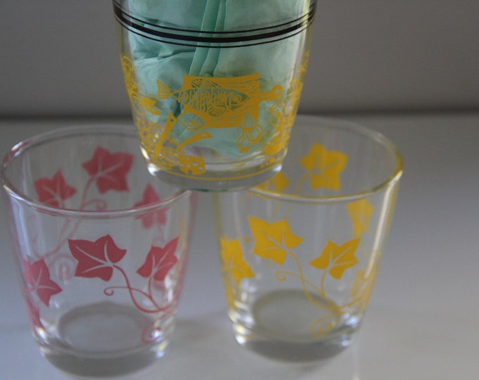Vintage Hazel Atlas Sour Cream Juice Glasses , Set of 6 Half Pint Sour