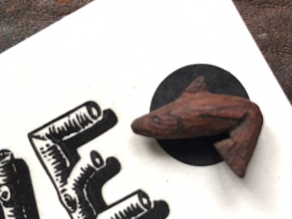 Hand Carved wood Fish Tie Tack, Wooden fish tie t… - image 5