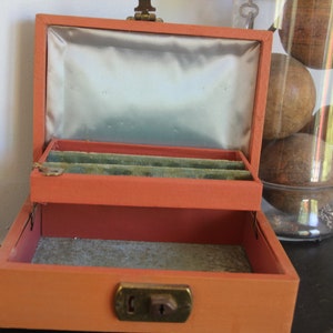 Very SHABBY CHIC! Antique Pink/Peach Jewelry box, Antique Jewelry Box, Jewelry Case interior mohair lining