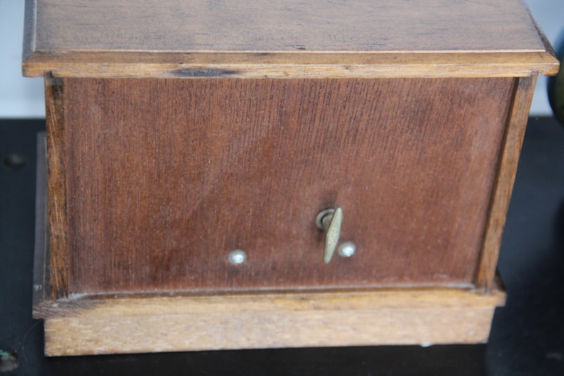 solid wood with gold metal screen Japan small jewelry Box Vintage solid wood jewelry box red interior