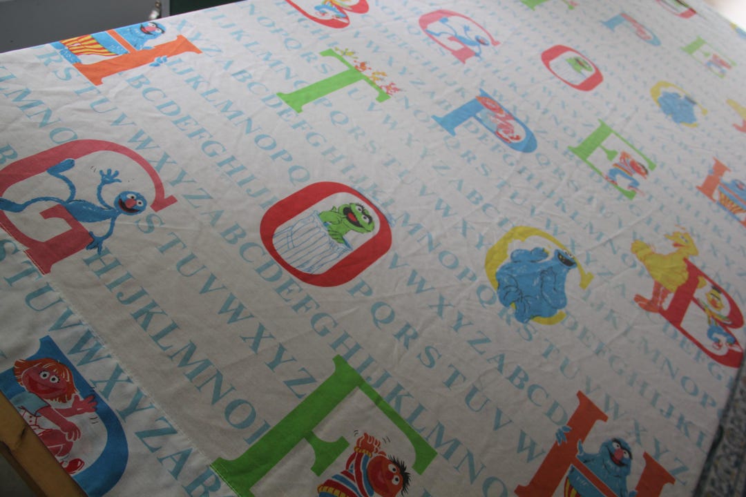 vintage-sesame-street-muppets-full-size-flat-sheet-vintage-kids