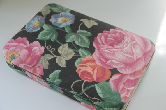 Colorful Vintage floral fabric covered Clamshell … - image 9