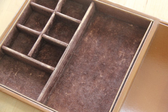 Vintage Camel brown Jewelry Box with Gold Trim - … - image 5