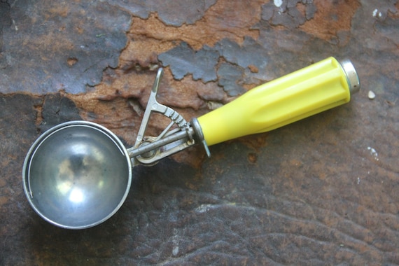 Old ice cream on sale scoop