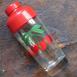 RARE Seri Lumi Italy ITAY Vintage Cocktail Shaker, 1966, Martini Shaker, 1960s Vintage Barware, Cherry Glass Martini Shaker