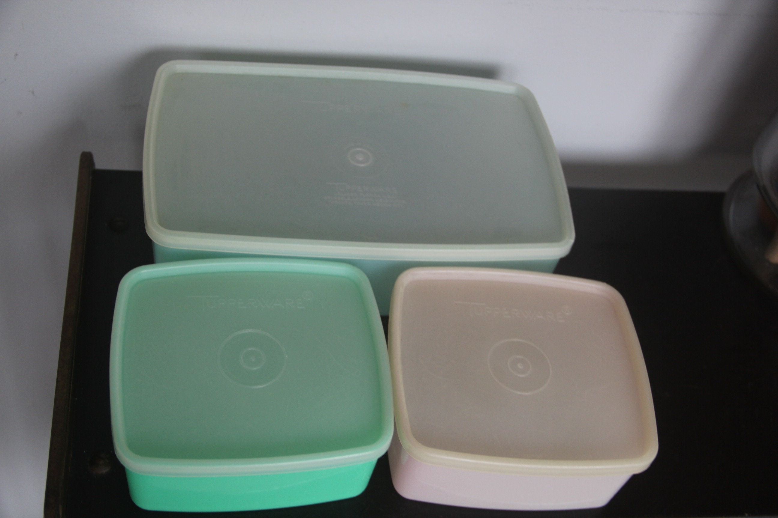 2 Square Rounds, 1 Rectangle, Tupperware Containers, Vintage Pastel  Tupperware, Tupperware Containers 311, 317, 1960s Vintage Tupperware 