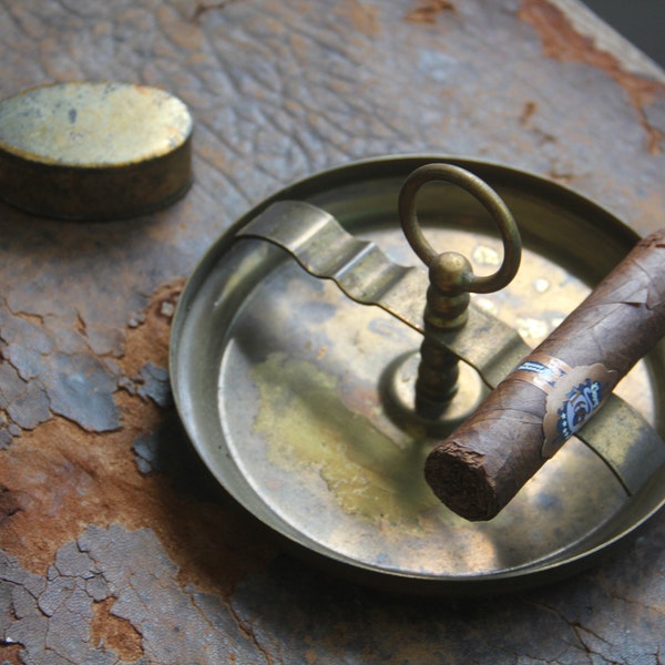 Antique BRASS Cigar Ashtray and snuff box, handled Cigar Ash Tray, Fram fresh - LOTS of PATINA! vintage brass ashtray,small metal box