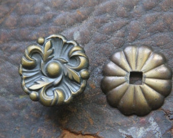 Vintage Floral Brass Knob, Ornate Drawer Pull, 1960s French Provincial