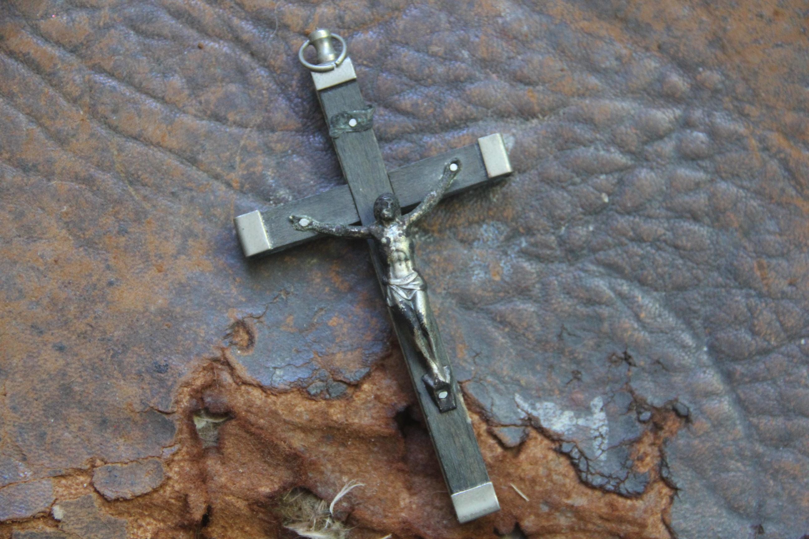 Ebony Crucifix - Etsy Ebony Crucifix - Etsy