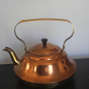 Vintage copper and brass tea kettle, HOLLAND, Wrapped handles, 4 cup, Vintage Copper and Brass Tea Pot, copper tea kettle, vintage Copper
