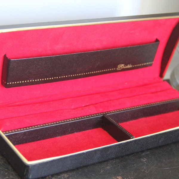 Mens Black Vintage Shields Jewelry Box, Knights head top, Clamshell leather with Gold accents and Red velvet interior