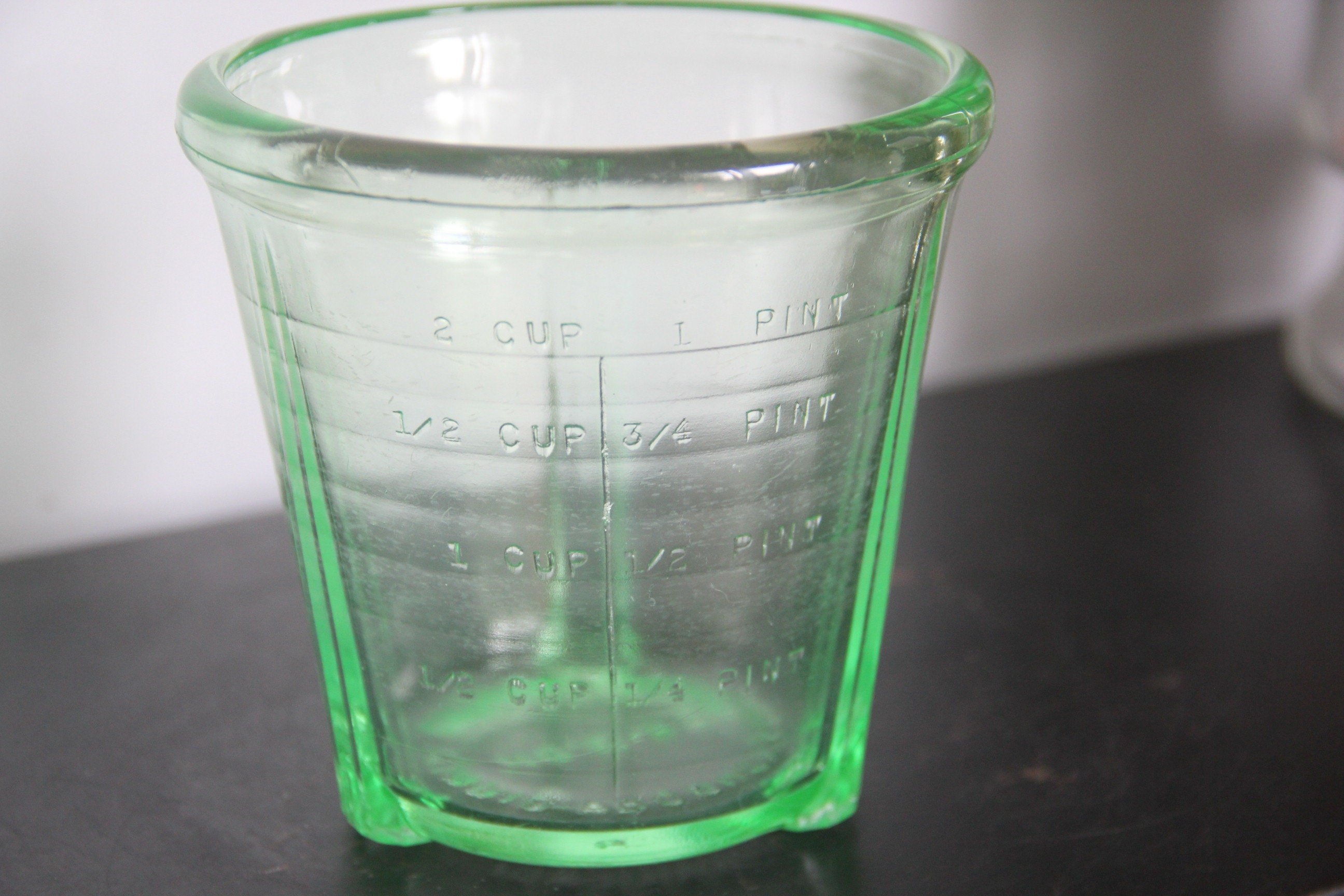 Vintage ART DECO VIDRIO Products Uranium Depression Glass