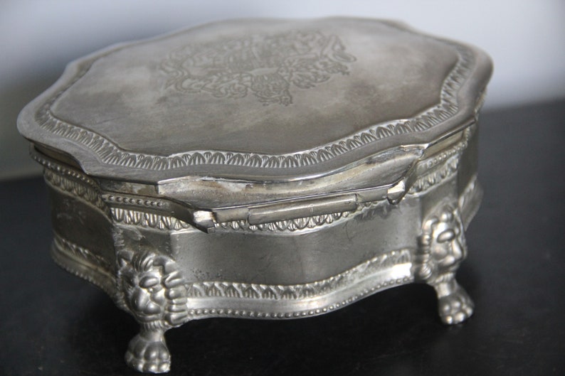 Vintage Jewelry Box Lion & Unicorn/ Silver Plated International Silver Company / vintage Unicorn Silver Jewelry Box / Dieu et mon driot image 6