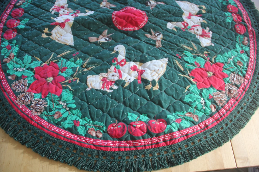 Vintage Woodland Christmas Quilted Tree Skirt Chickadees Etsy