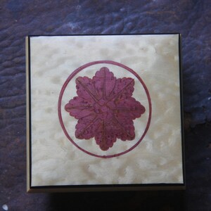 Vintage Burled wood inlay jewelry box, Inlaid box, jewelry box, inlaid Italian jewelry box