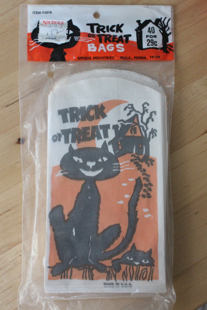 Vintage Halloween Ephemera 1960s Halloween ephemera,60/'s Halloween 6 NOS Vintage Trick or Treat Bags Vintage Black CatHaunted House bags