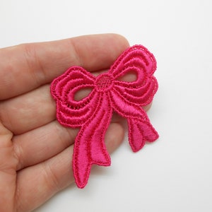 Noeud rose pour patch, customisation