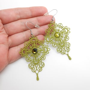 Lace earrings with crystal pastes of swarovski