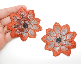 2 flowers in black and rust embroidered tulle