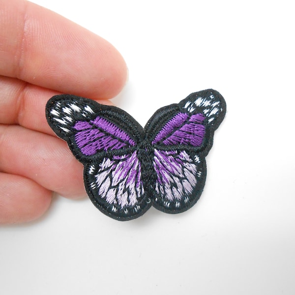 Ecusson papillon violet, écusson thermocollant, cacher un trou, patch papillon, customisation