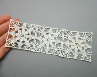Lace inlay, vintage lace, old patch to sew, old lace applique, junk journal, old haberdashery