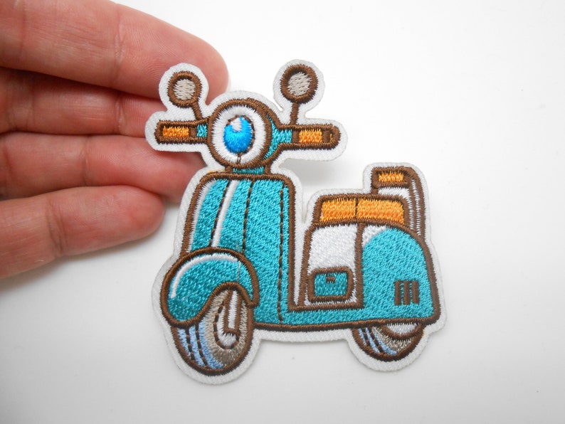 Ecusson scooter, écusson thermocollant, cacher un trou, patch, customisation 画像 1