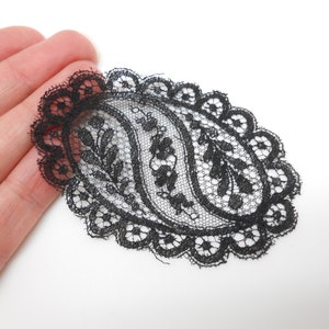 Dentelle ancienne, dentelle vintage, patch ancien à coudre, mercerie ancienne, dentelle française
