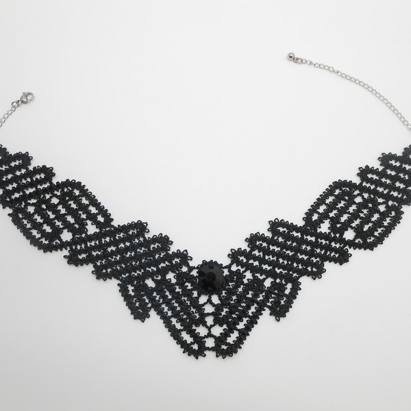 Collier en dentelle noire, cadeau de Noël