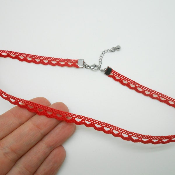 Collier choker en dentelle rouge et en acier inoxydable, collier de chien, collier lingerie, ras de cou, bijou style année 90