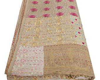 Seiden-Kantha-Steppdecke, handgefertigte Vintage-Seiden-Patchwork-Tagesdecke, Boho-Bettüberwurf, indische Sari-Seidendecke, Boho-Dekor | Queen King