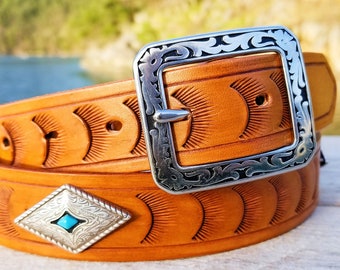 Ladies Western Belt with Turquoise Conchos