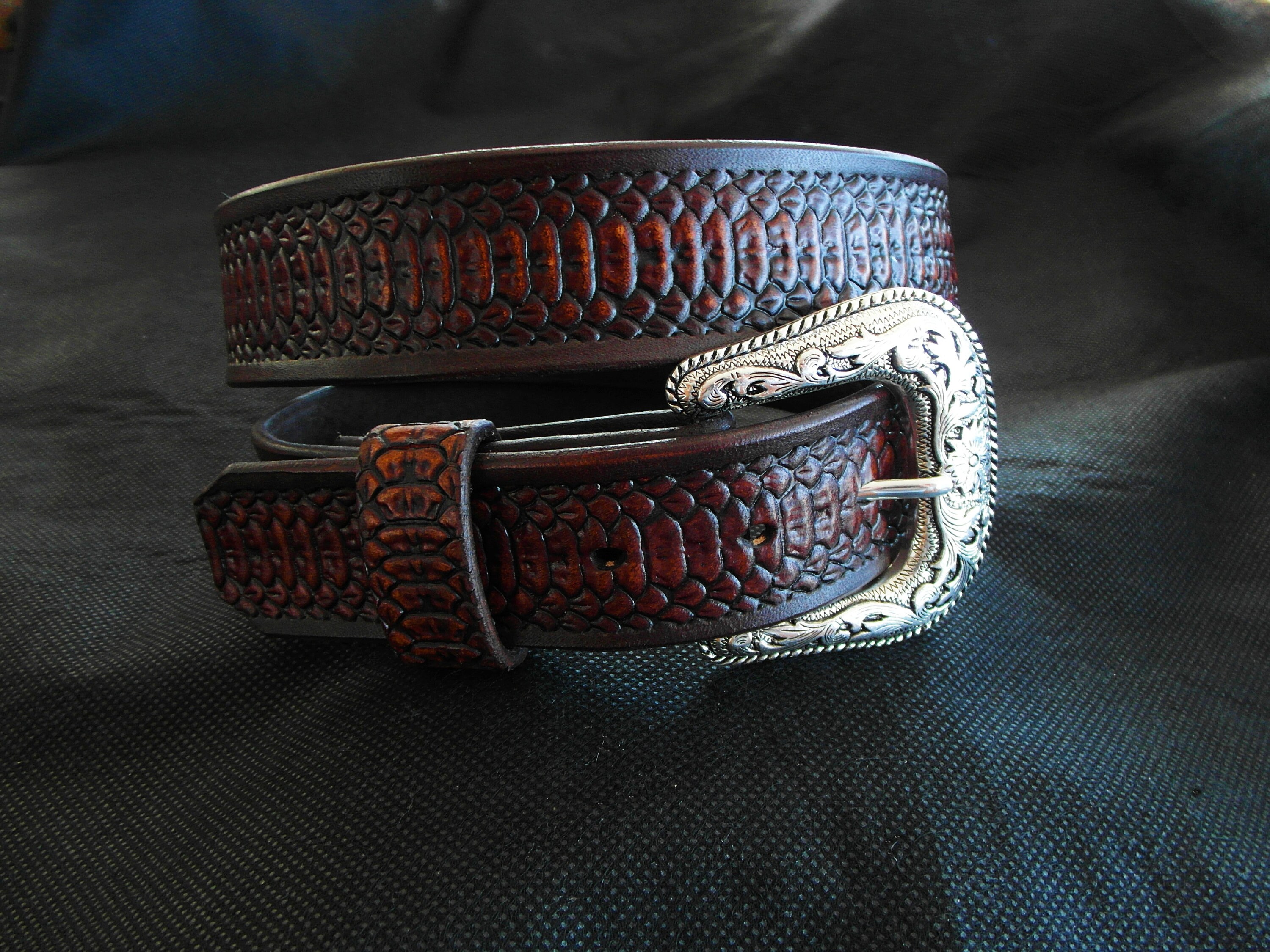 Vintage Post Co Snakeskin Belt Women 85 34 M Brown Leather CUSTOM CULTURE ITALY Vintage Brown Leather Belt: Snakeskin Pattern, Made in Italy  main image 3